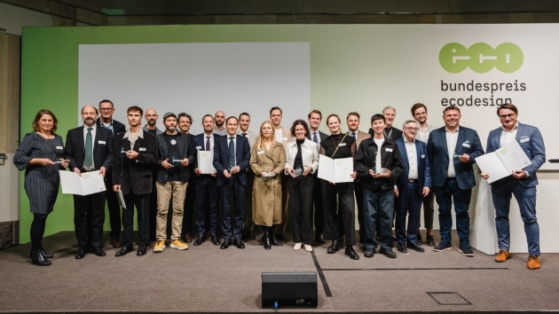 Bundespreis Ecodesign 2025 geht an 14 nachhaltige Projekte, unter anderem von Miele - Die Preisträger:innen des Bundespreises Ecodesign 2025 - Quelle: Sandra Kühnapfel © IDZ